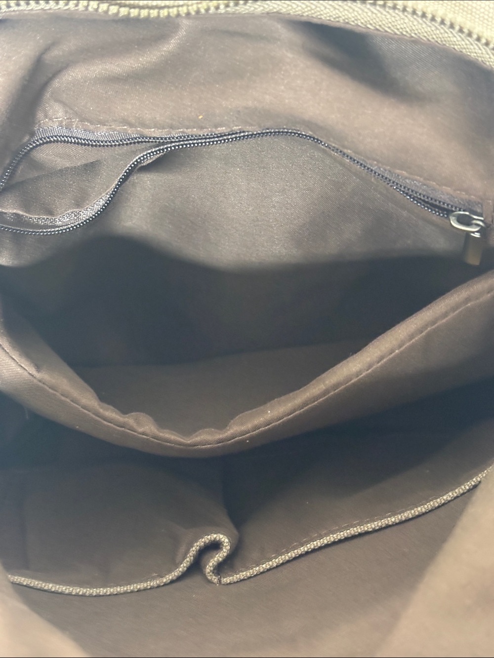 Backpack - Picture 11 of 16